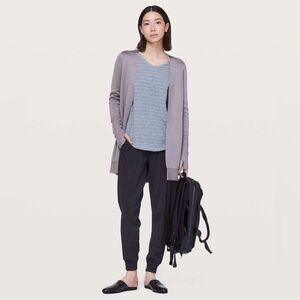 Lululemon City Street Cardigan in Heathered Mystique Size 6.